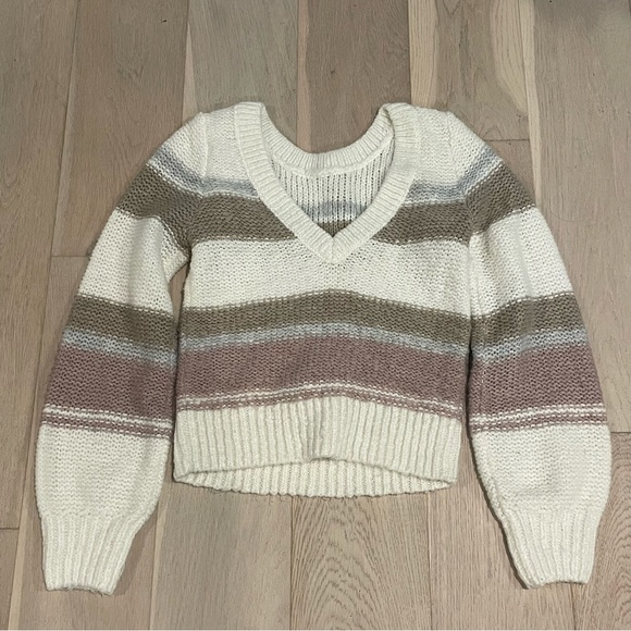 Abercrombie neutral tone striped sweater - Picture 2 of 4